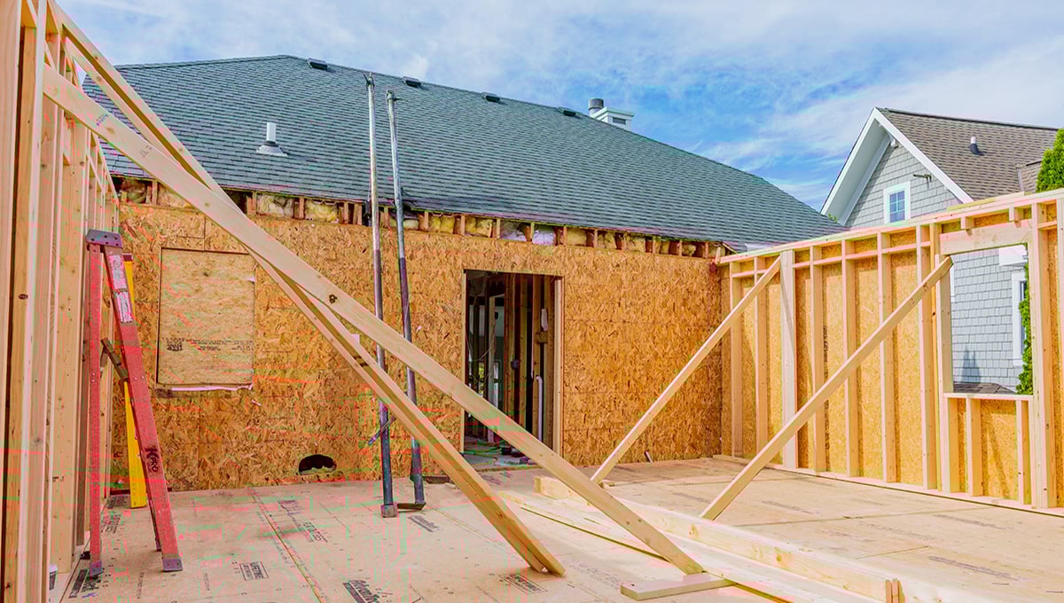 custom-home-addition-lac-la-belle-5