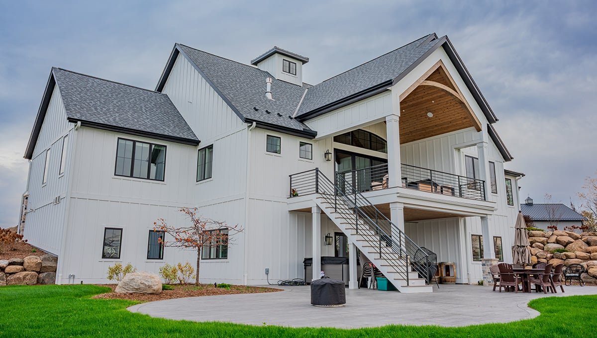 luxury-home-construction-exposed-lower-level